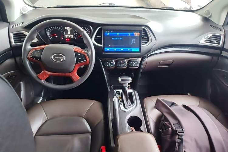 Used GAC Trumpchi GS4 2015 200T G-DCT Luxury Edition Center Console