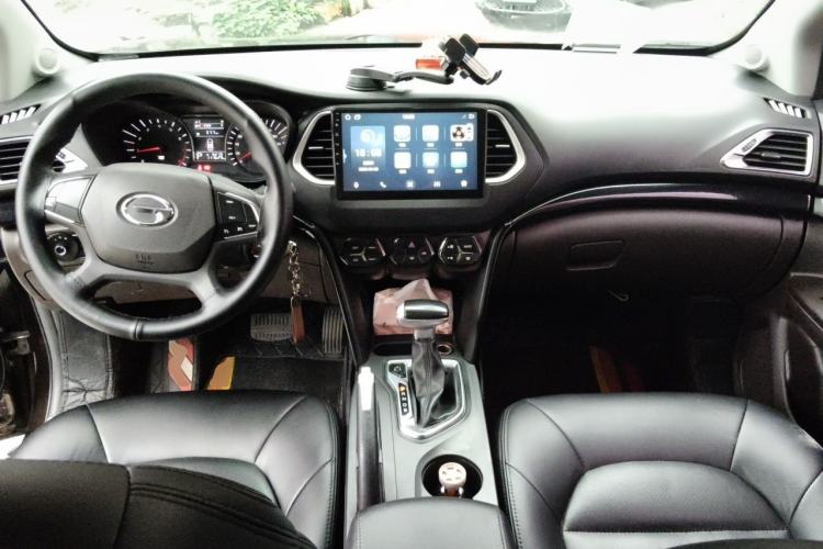Used GAC Trumpchi GS4 2015 200T G-DCT Comfort Edition Center Console