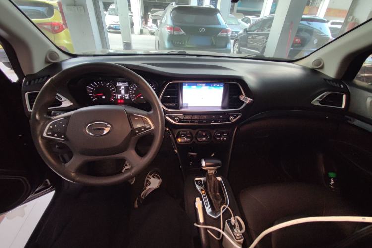 Used GAC Trumpchi GS4 2015 200T G-DCT Luxury Edition Center Console
