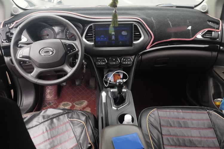 Used GAC Trumpchi GS4 2015 200T Manual Elite Edition Center Console