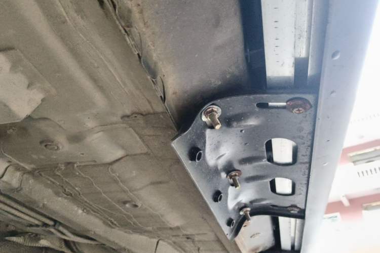 Used GAC Trumpchi GS4 2015 200T G-DCT Comfort Edition Chassis Rear Right