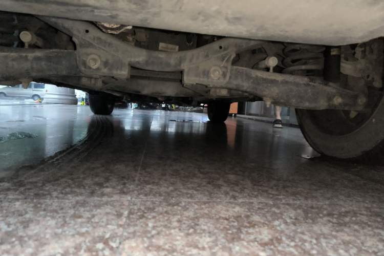 Used GAC Trumpchi GS4 2015 200T Manual Luxury Edition Chassis Rear