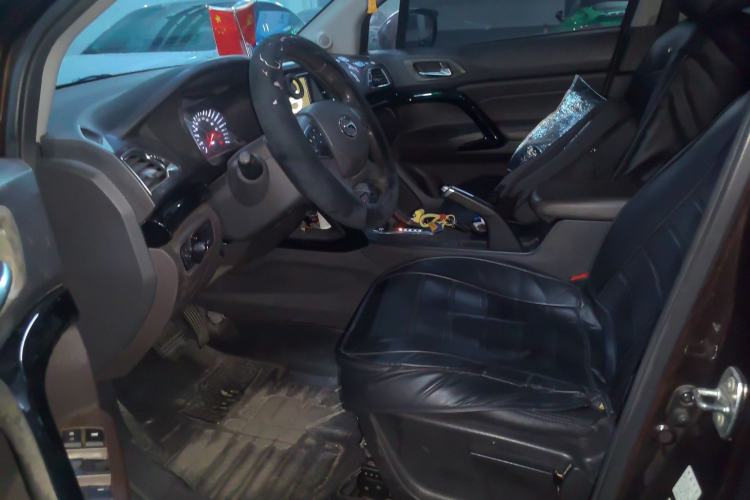 Used GAC Trumpchi GS4 2015 200T G-DCT Elite Edition Driver Seat