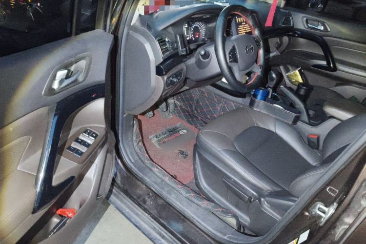 Used GAC Trumpchi GS4 2015 200T Manual Elite Edition Driver Seat