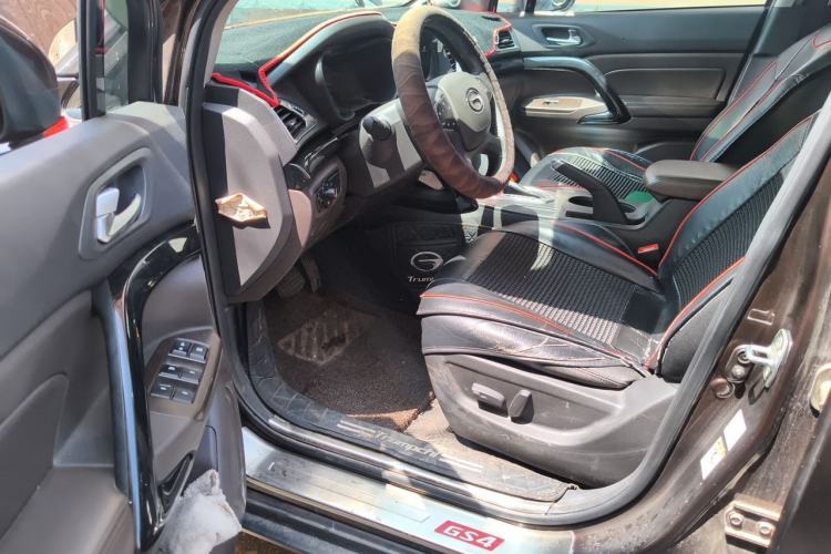 Used GAC Trumpchi GS4 2015 200T G-DCT Luxury Edition Driver Seat