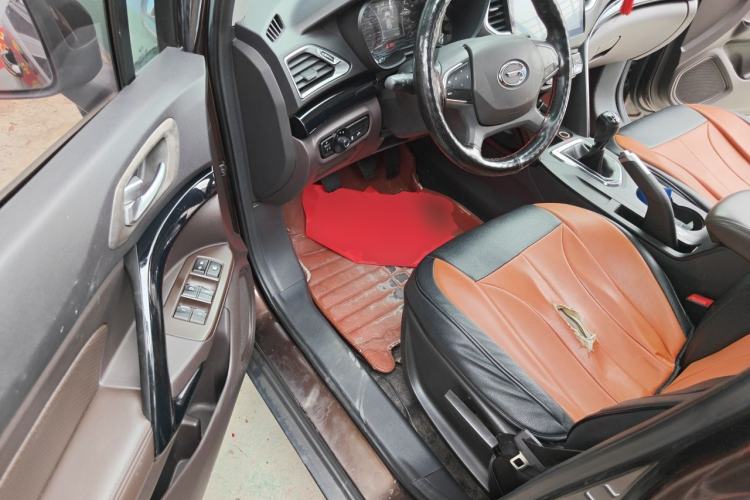 Used GAC Trumpchi GS4 2015 200T Manual Elite Edition Driver Seat