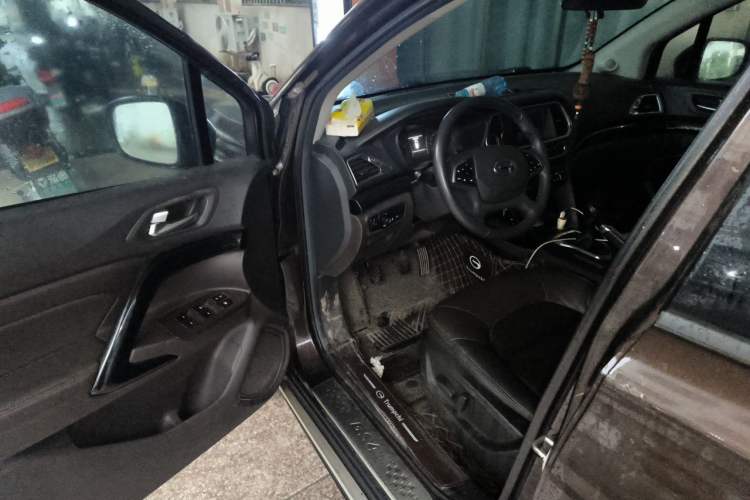 Used GAC Trumpchi GS4 2015 200T Manual Luxury Edition Driver Seat