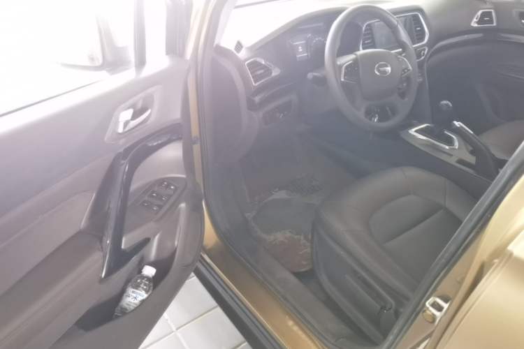 Used GAC Trumpchi GS4 2015 200T Manual Elite Edition Driver Seat