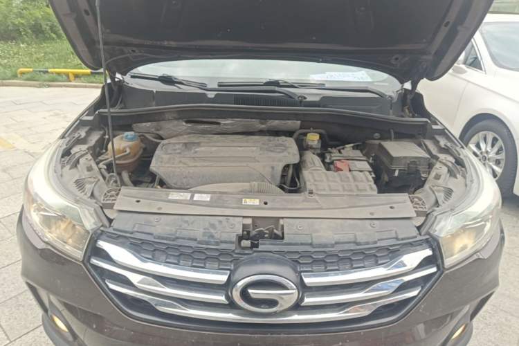 Used GAC Trumpchi GS4 2015 200T Manual Luxury Edition Engine Bay