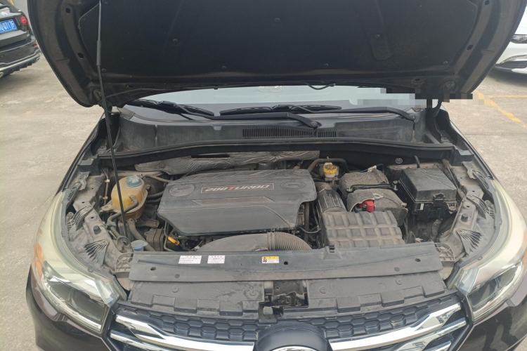 Used GAC Trumpchi GS4 2015 200T G-DCT Luxury Edition Engine Bay