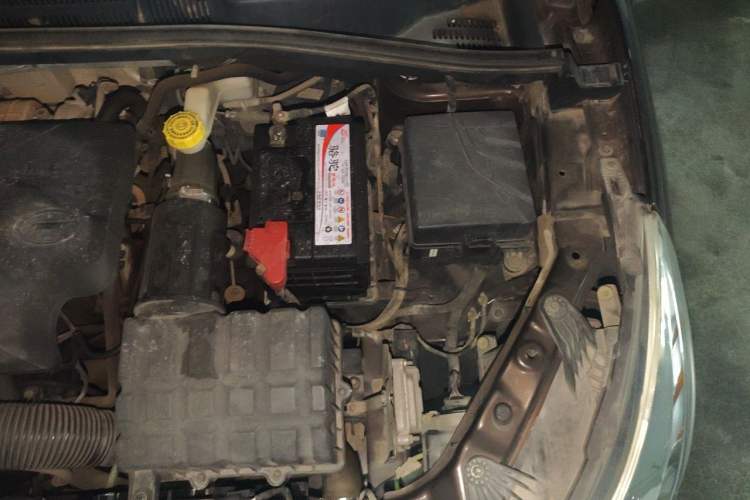 Used GAC Trumpchi GS4 2015 200T Manual Elite Edition Engine Bay Left
