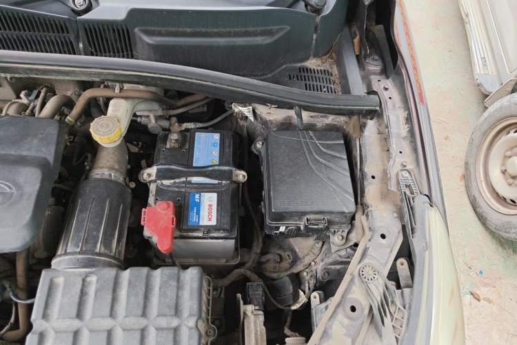 Used GAC Trumpchi GS4 2015 200T Manual Elite Edition Engine Bay Left