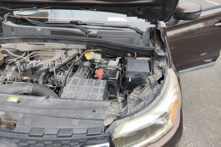 Used GAC Trumpchi GS4 2015 200T G-DCT Luxury Edition Engine Bay Left