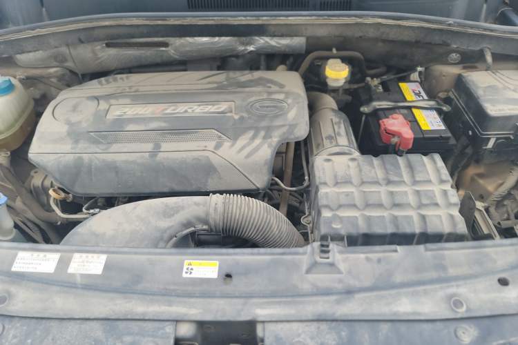 Used GAC Trumpchi GS4 2015 200T Manual Elite Edition Engine Bay