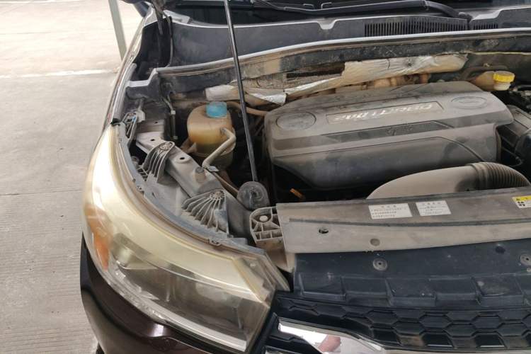 Used GAC Trumpchi GS4 2015 200T G-DCT Elite Edition Engine Bay Right