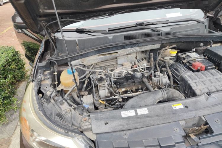 Used GAC Trumpchi GS4 2015 200T G-DCT Luxury Edition Engine Bay Right