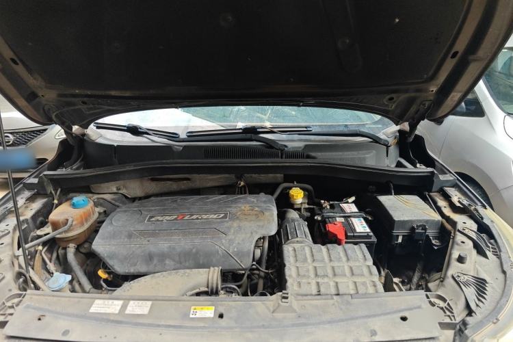 Used GAC Trumpchi GS4 2015 200T G-DCT Elite Edition Engine Bay