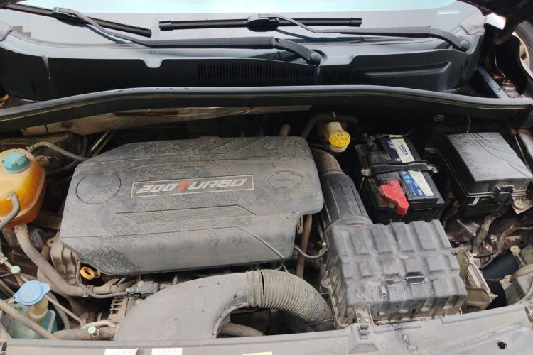Used GAC Trumpchi GS4 2015 200T G-DCT Comfort Edition Engine Bay