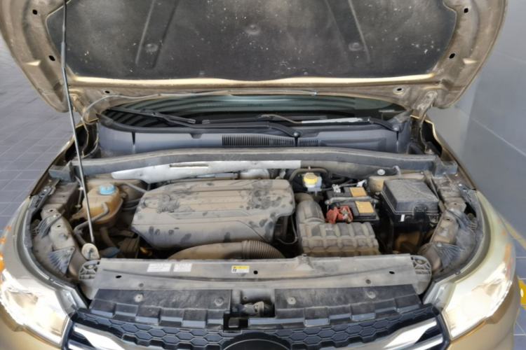 Used GAC Trumpchi GS4 2015 200T Manual Elite Edition Engine Bay