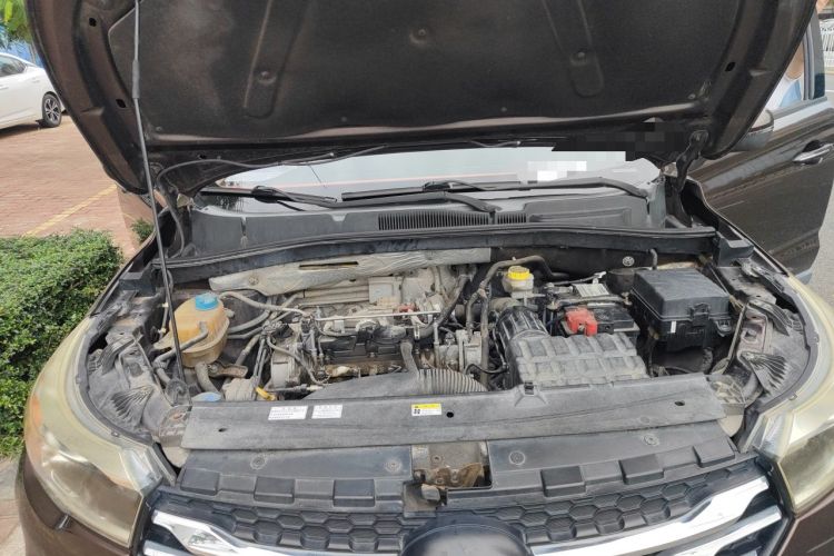 Used GAC Trumpchi GS4 2015 200T G-DCT Luxury Edition Engine Bay