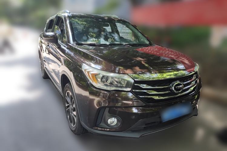 Used GAC Trumpchi GS4 2015 200T Manual Elite Edition Front Right 45 Deg