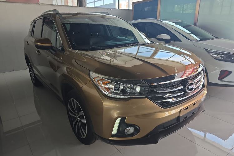 Used GAC Trumpchi GS4 2015 200T G-DCT Luxury Edition Front Right 45 Deg
