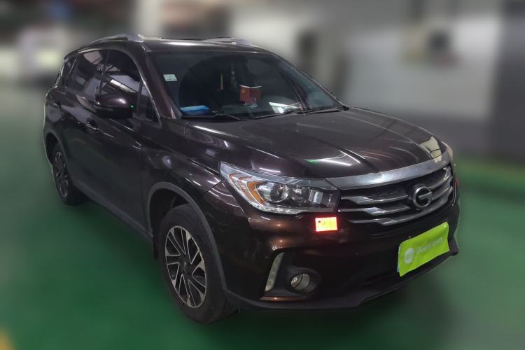 Used GAC Trumpchi GS4 2015 200T G-DCT Elite Edition Front Right 45 Deg