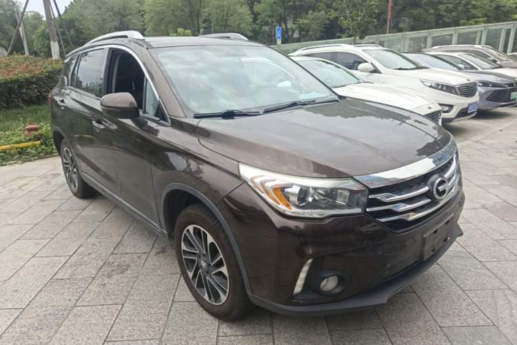 Used GAC Trumpchi GS4 2015 200T Manual Luxury Edition Front Right 45 Deg