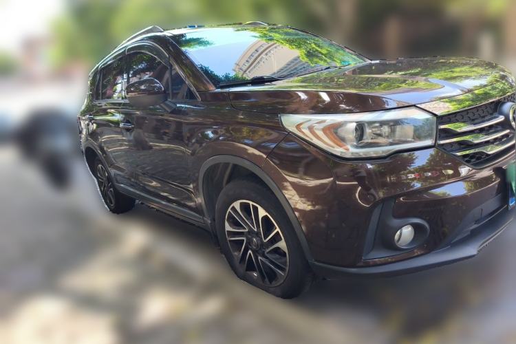 Used GAC Trumpchi GS4 2015 200T Manual Elite Edition Front Right 45 Deg