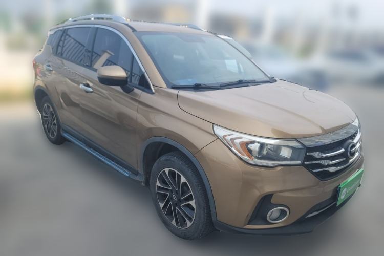 Used GAC Trumpchi GS4 2015 200T Manual Elite Edition Front Right 45 Deg