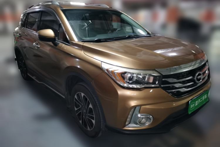 Used GAC Trumpchi GS4 2015 200T Manual Luxury Edition Front Right 45 Deg