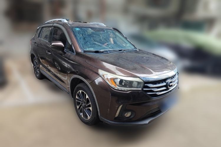 Used GAC Trumpchi GS4 2015 200T G-DCT Elite Edition Front Right 45 Deg