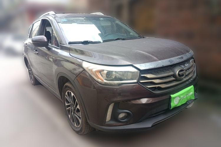 Used GAC Trumpchi GS4 2015 200T G-DCT Elite Edition Front Right 45 Deg