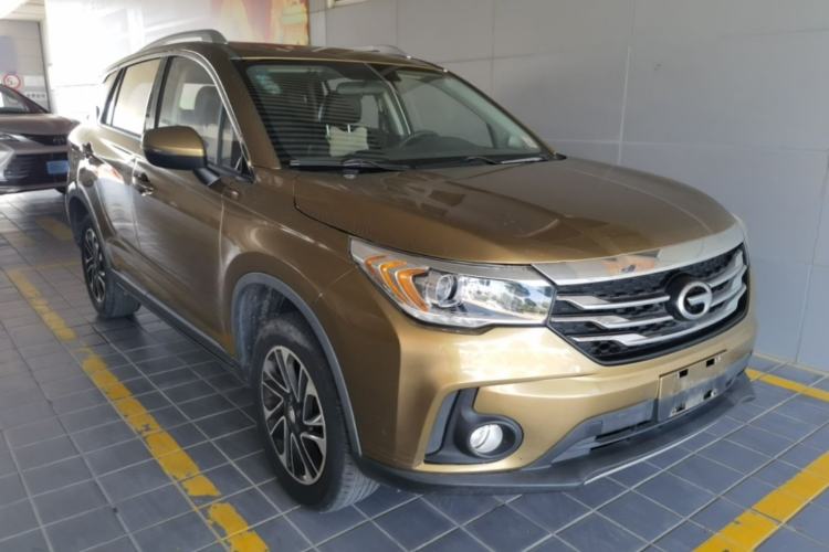 Used GAC Trumpchi GS4 2015 200T Manual Elite Edition Front Right 45 Deg