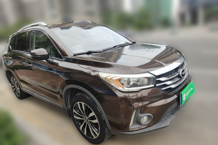 Used GAC Trumpchi GS4 2015 200T G-DCT Luxury Edition Front Right 45 Deg