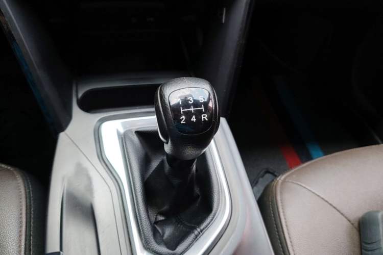 Used GAC Trumpchi GS4 2015 200T Manual Elite Edition Gear Lever
