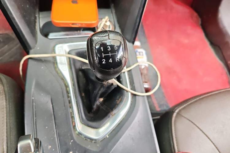 Used GAC Trumpchi GS4 2015 200T Manual Elite Edition Gear Lever