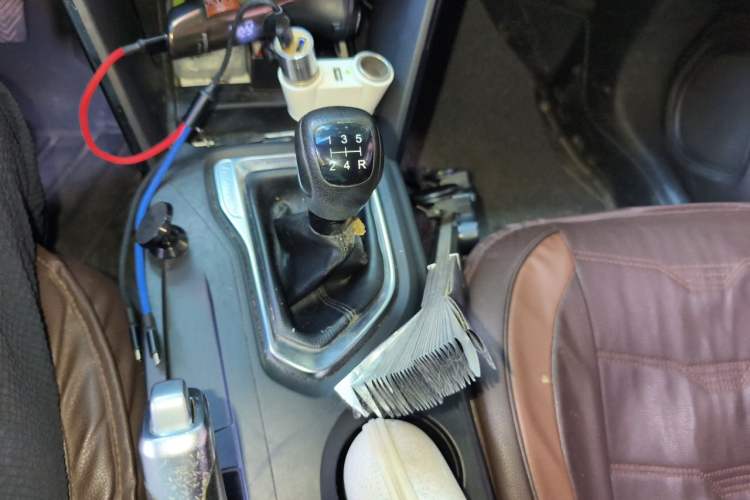 Used GAC Trumpchi GS4 2015 200T Manual Elite Edition Gear Lever