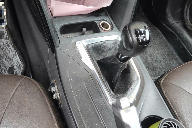 Used GAC Trumpchi GS4 2015 200T Manual Luxury Edition Gear Lever