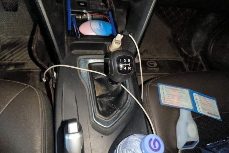 Used GAC Trumpchi GS4 2015 200T Manual Luxury Edition Gear Lever