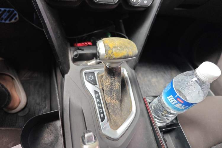 Used GAC Trumpchi GS4 2015 200T G-DCT Elite Edition Gear Lever
