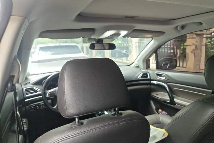 Used GAC Trumpchi GS4 2015 200T G-DCT Luxury Edition Headliner