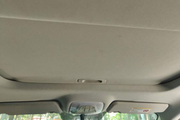 Used GAC Trumpchi GS4 2015 200T Manual Elite Edition Headliner