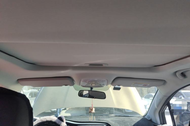 Used GAC Trumpchi GS4 2015 200T G-DCT Elite Edition Headliner