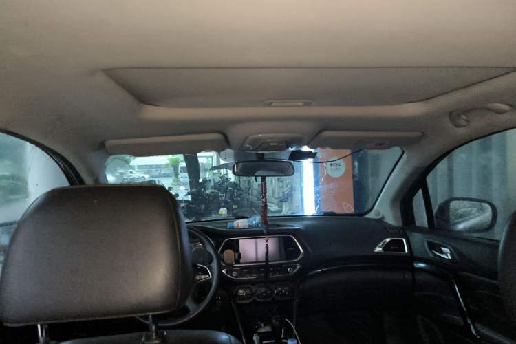 Used GAC Trumpchi GS4 2015 200T Manual Luxury Edition Headliner