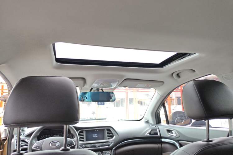 Used GAC Trumpchi GS4 2015 200T G-DCT Luxury Edition Headliner