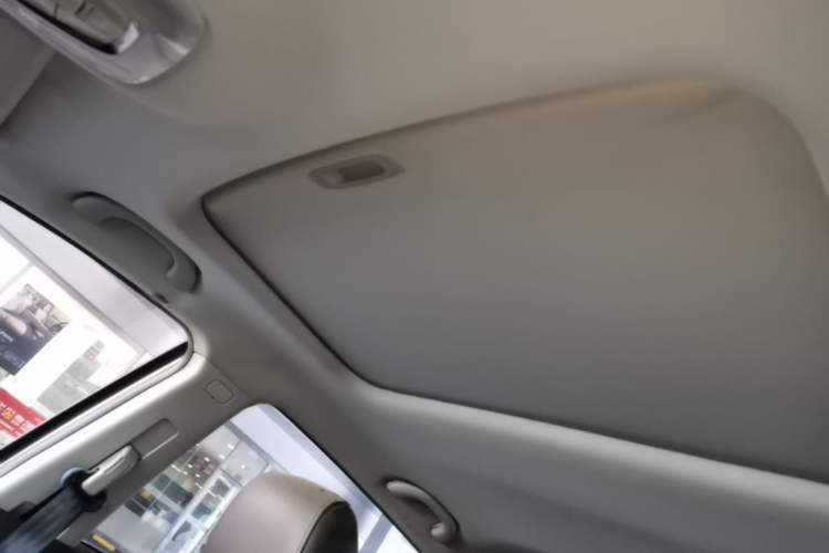 Used GAC Trumpchi GS4 2015 200T Manual Elite Edition Headliner
