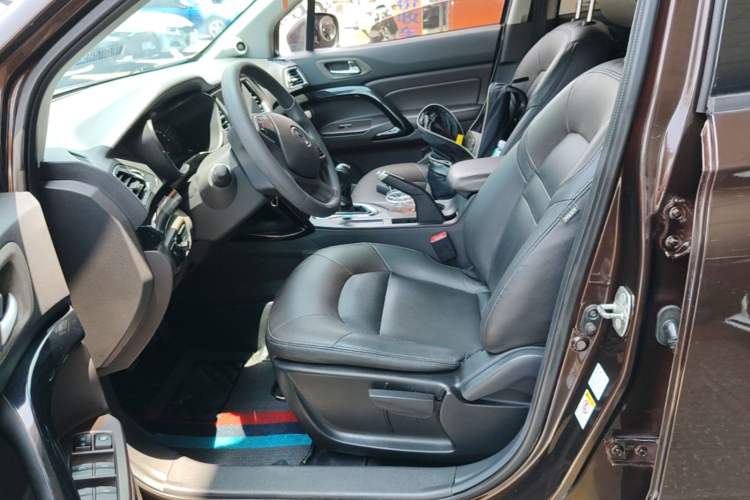 Used GAC Trumpchi GS4 2015 200T Manual Elite Edition Left Front Seat
