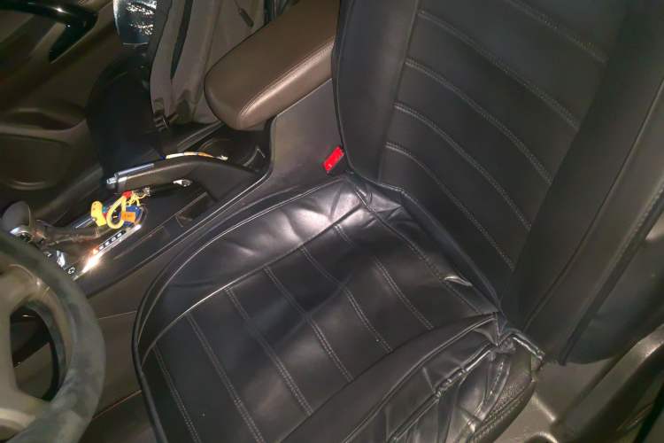 Used GAC Trumpchi GS4 2015 200T G-DCT Elite Edition Left Front Seat