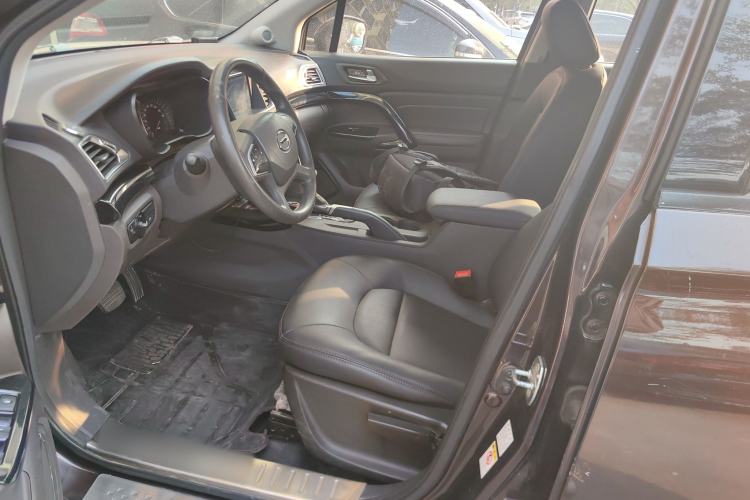 Used GAC Trumpchi GS4 2015 200T G-DCT Elite Edition Left Front Seat